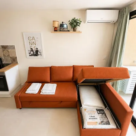 Francia, Getaway For 2, Pool & Sea Apartment *