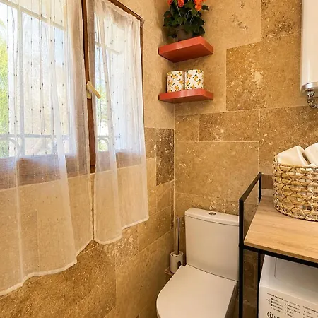 Francia, Getaway For 2, Pool & Sea *